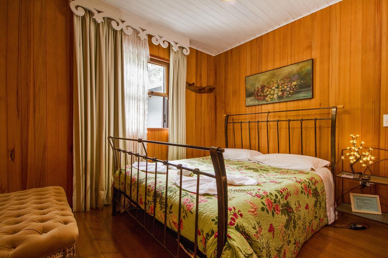 Pousada Casa Mantiqueira - Proxima Ao Capivari E Opcoes De Hidromassagem Campos do Jordao Ngoại thất bức ảnh